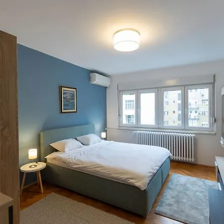 Center Apartment