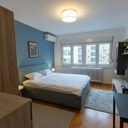 アパート Center ベオグラード